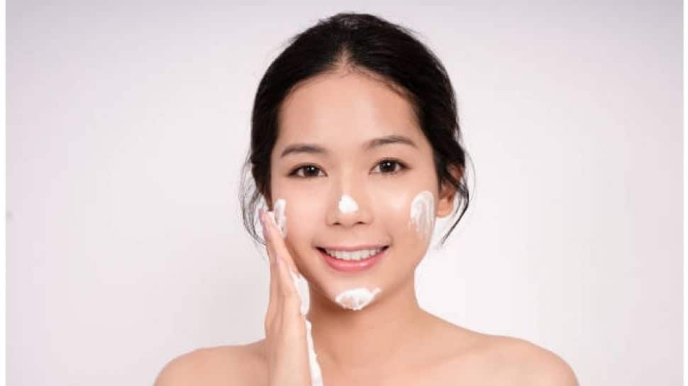 Panduan Skin Cycling: Rekomendasi Produk Terbaik untuk Kulit Glowing