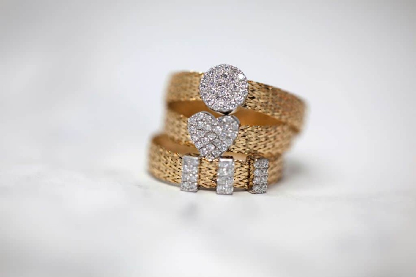 Apa Itu Swarovski? Pahami Perbedaannya dengan Berlian dan Zirconia Sebelum Berbelanja!