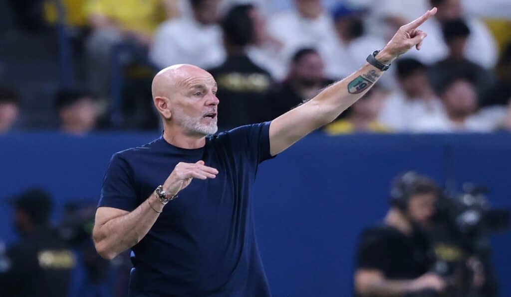 Stefano Pioli Dilaporkan Siap Tukangi Fiorentina Musim Depan