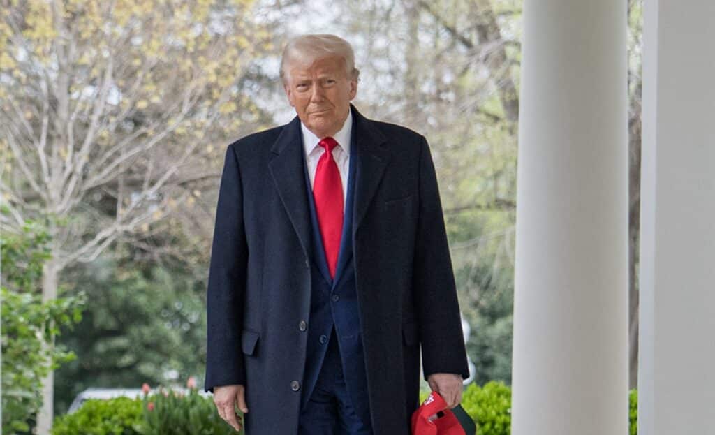 Trump Umumkan Kesepakatan Dagang Besar dengan Jepang, Nilai Ratusan Miliar