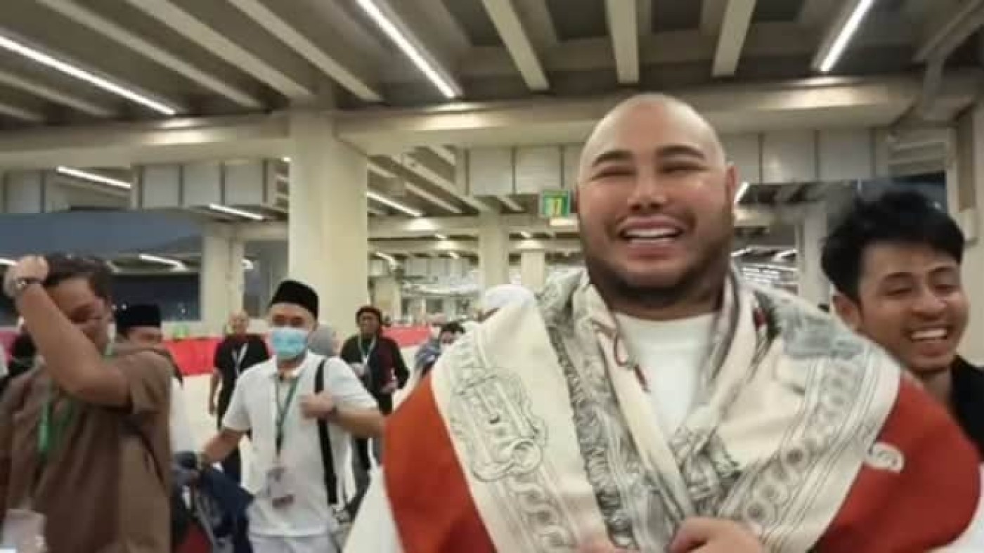 Merasa Cewek Sebelum Hijrah, Ivan Gunawan: Gue dan Ayu Ting Ting Tak Perlu Salat Jumat