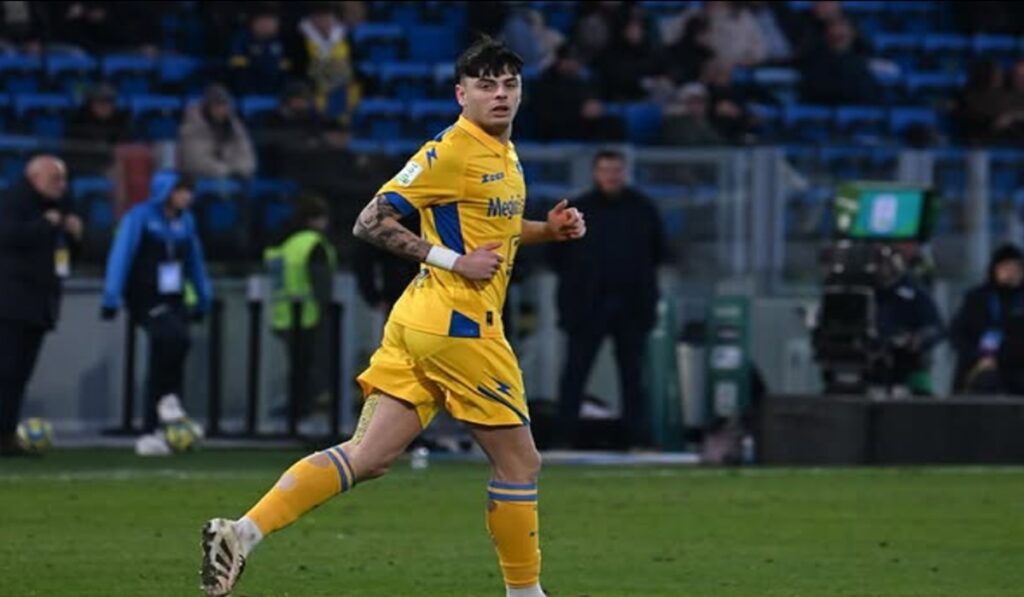 Celtic Hubungi Napoli untuk Pinjam Giuseppe Ambrosino Musim Depan