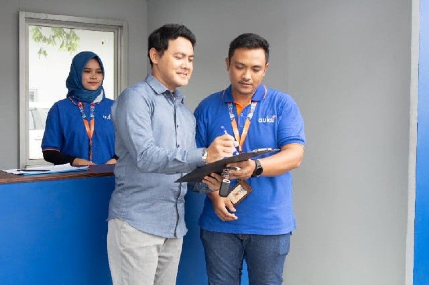 Platform Digital Tingkatkan Kompetisi Bisnis Lelang Mobil di Indonesia