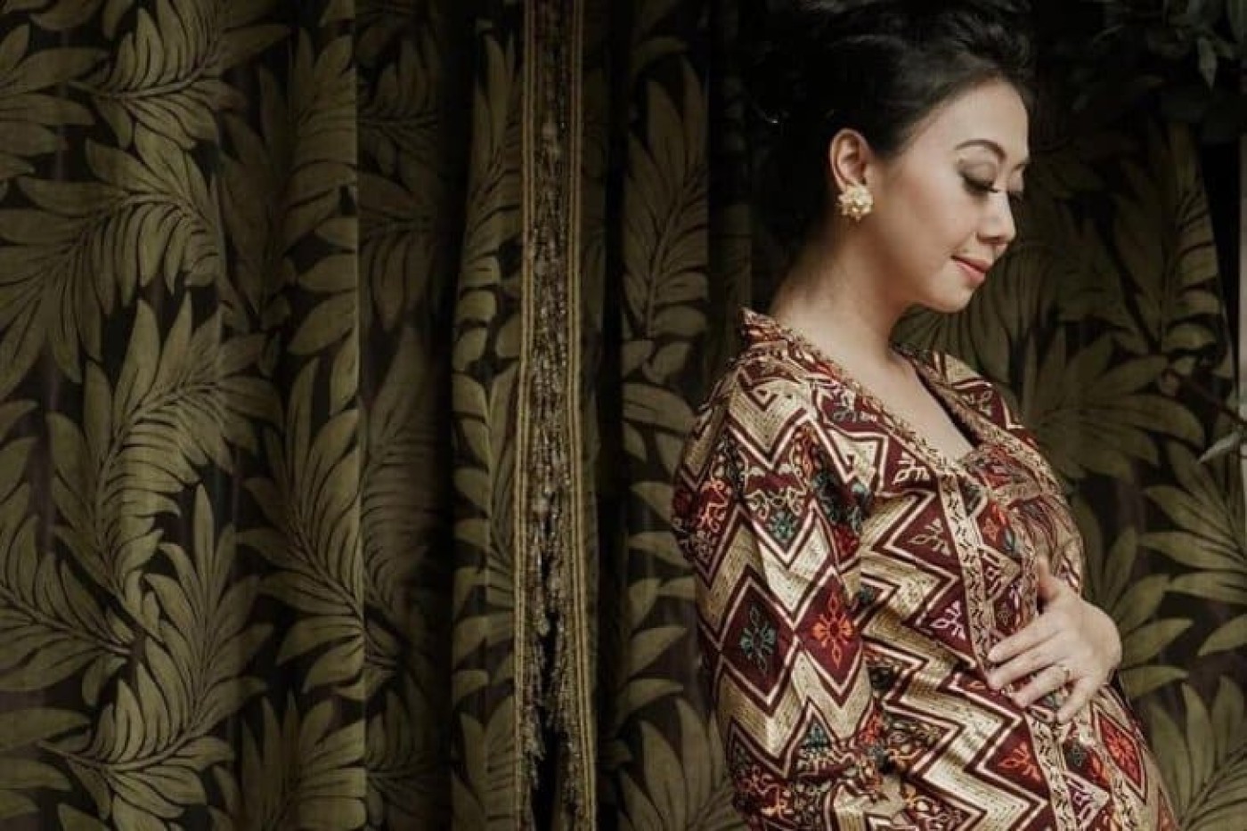 Asri Welas Menangis mendengar Lagu Baru Marshanda tentang Istri Dikhianati