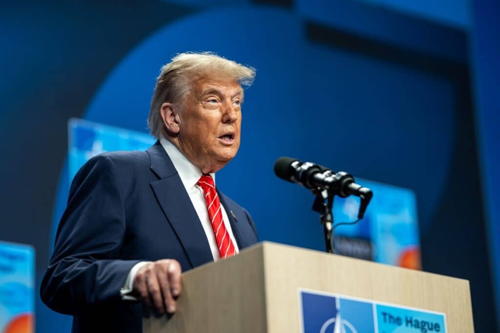 Trump Umumkan Kesepakatan Dagang dengan Vietnam, Tarif Impor AS Naik Dua Kali Lipat