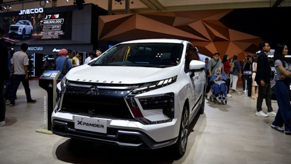 Xpander 2025 Resmi Dilengkapi 6 Airbag, Simak Daftar Fitur Keamanannya yang Baru