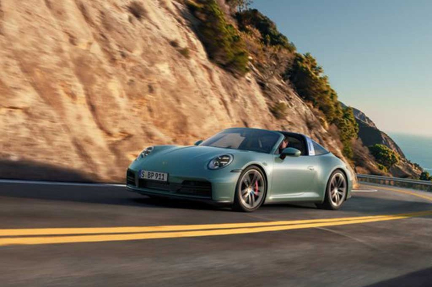 Edisi Terbaru Porsche 911 Hadir dengan Varian Carrera 4S, Performa dan Desain Premium Edisi Terbaru Porsche 911 Hadir dengan Varian Carrera 4S, Performa dan Desain Premium
