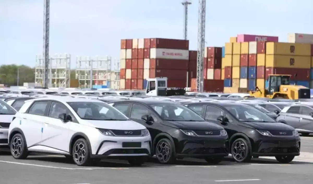 Penjualan Tesla di Eropa Turun 40%, BYD Catat Lonjakan Tajam di Pasar Otomotif 2025