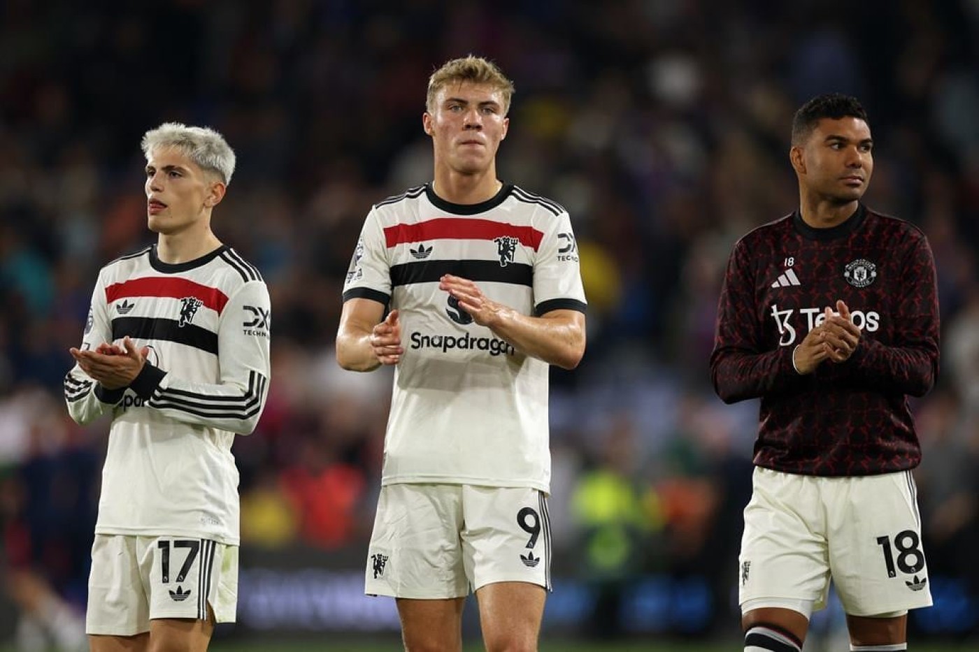 Setelah AC Milan Gagal, Napoli Kini Kejar Hojlund dari MU Segera
