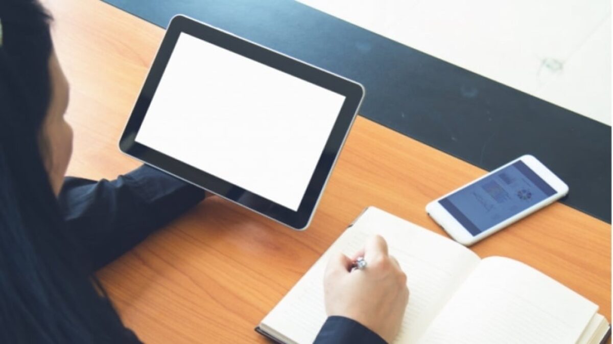 Perbedaan Pad dan Tablet: Mana yang Lebih Worth Buying untuk Kebutuhan Anda?