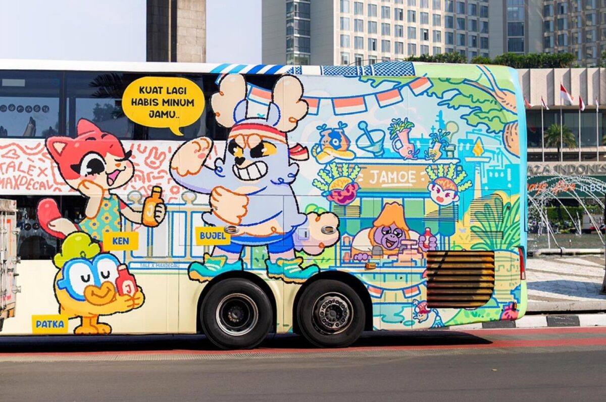 Keren! Bus Transjakarta Jadi Kanvas Berjalan, Tampilkan Karya Seniman Indonesia