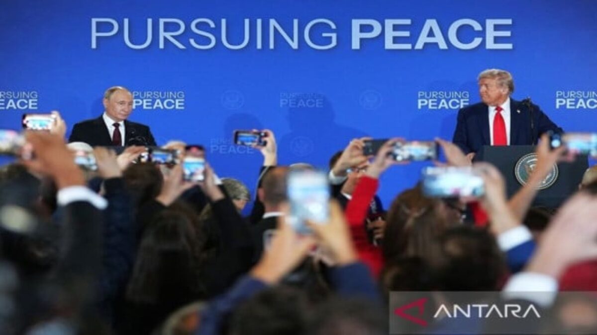 Trump Ingin Adakan Pertemuan dengan Putin dan Zelenskyy untuk Perdamaian Konflik