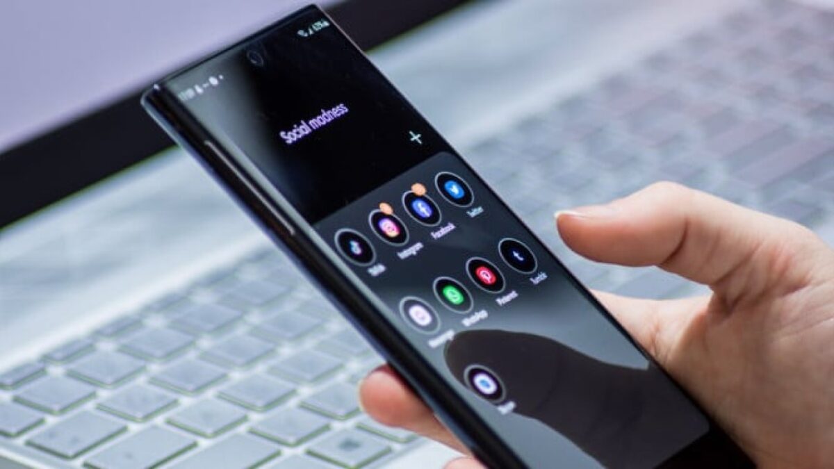 15 Aplikasi Android Terbaik 2025: Gratis & Wajib Install untuk Pengalaman Maksimal
