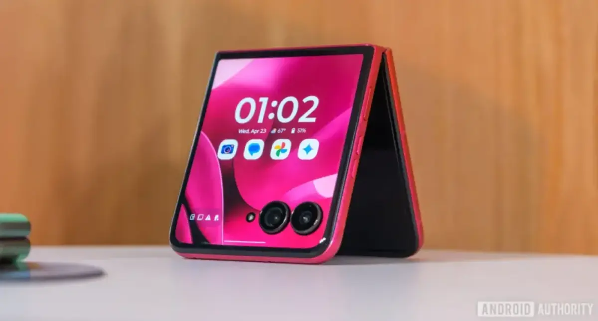 Baru Dirilis Motorola Razr Plus 2025 Turun Harga, Dapatkan Penawaran Terbaik Sekarang
