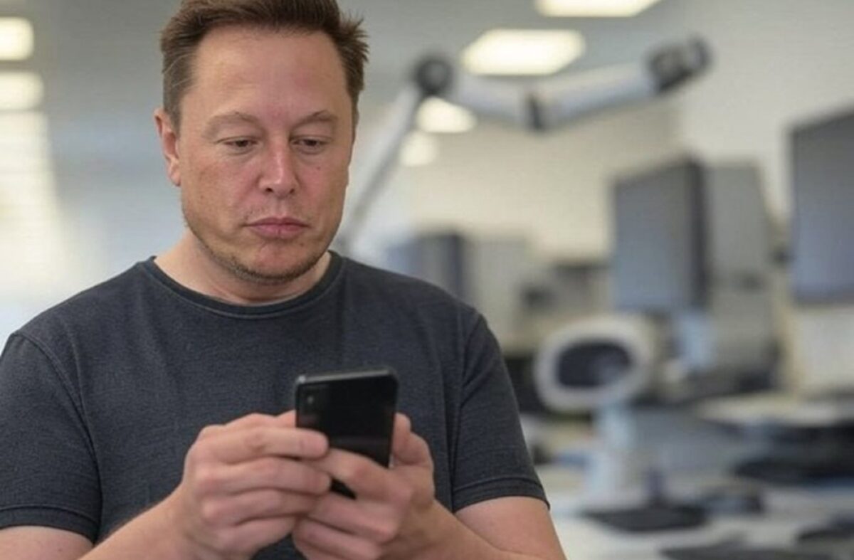 Elon Musk Tuding Apple Beri Keuntungan untuk OpenAI di App Store