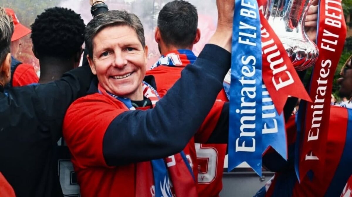 Oliver Glasner, Peraih Trofi Liga Europa, Calon Pelatih Mees Hilgers di Crystal Palace