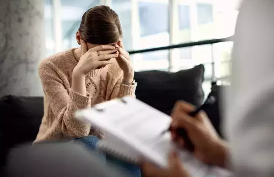 Gawat, 34,9 Persen Remaja Indonesia Alami Masalah Kesehatan Mental 2024