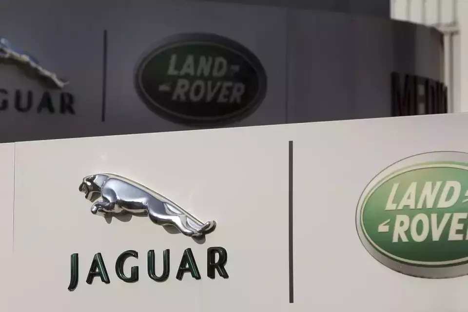 Jaguar Land Rover Hentikan Produksi hingga 1 Oktober 2025, Apa Penyebabnya?