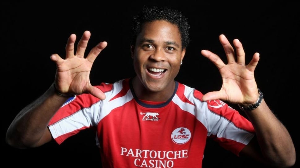 Media Inggris Soroti Masalah Besar Taktik Baru Kluivert di Timnas Indonesia
