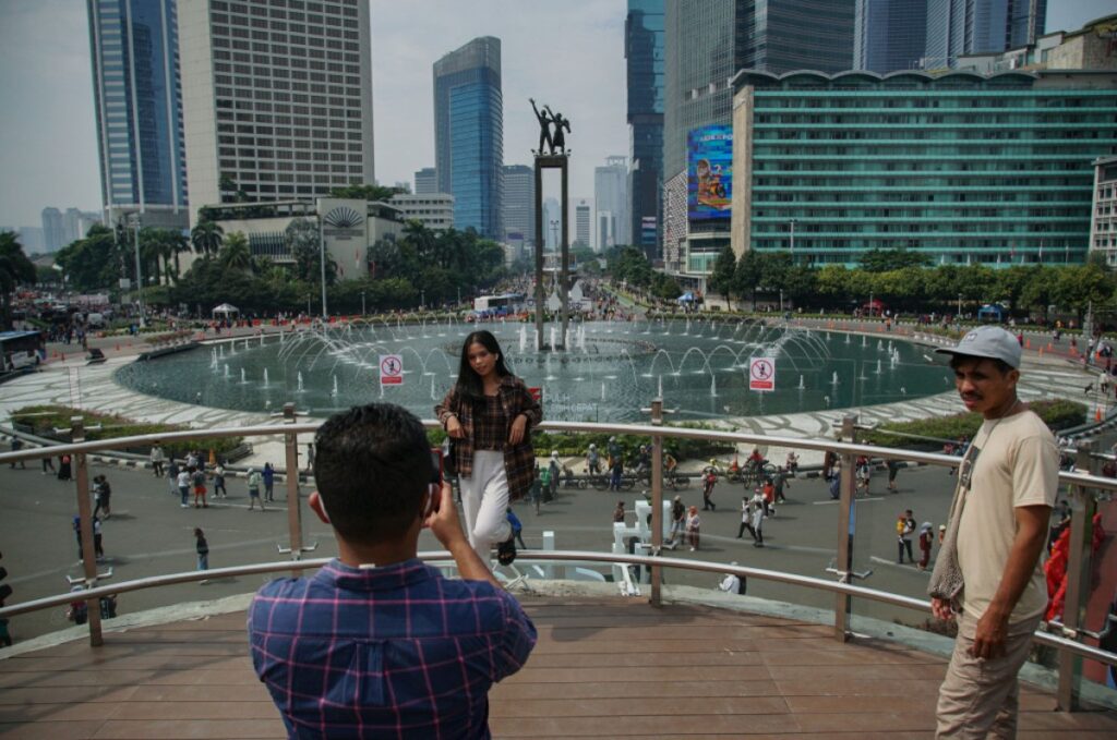 Jakarta Kondusif, Warga Beraktivitas Aman dan Tentram di Tengah Kota