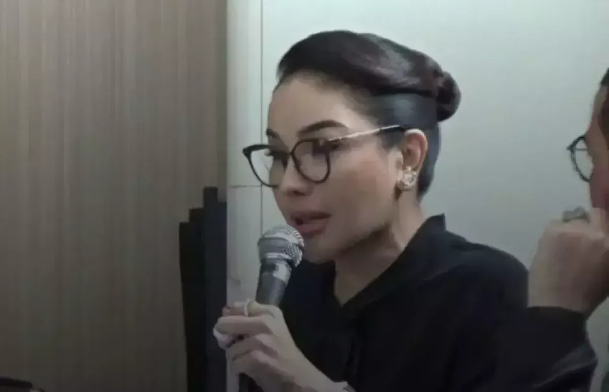 Gugat Reza Gladys, Nikita Mirzani Tuntut Rp 114 Miliar atas Kerugian Finansial