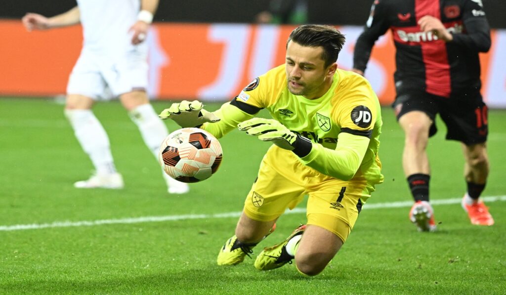 West Ham United Pulangkan Lukasz Fabianski untuk Perkuat Kiper Tim