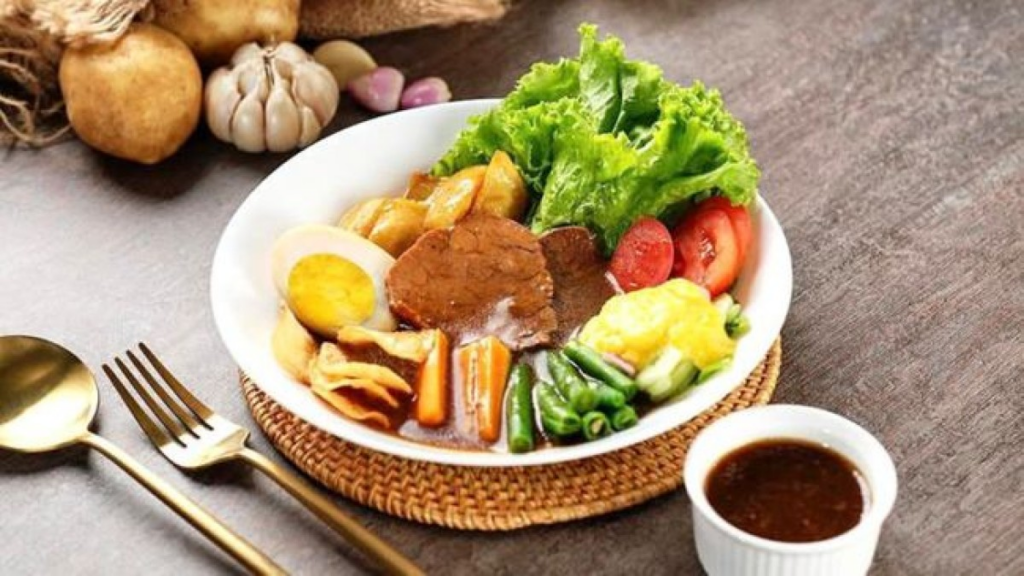 Mengenal Selat Solo, Steak Khas Indonesia dengan Rasa dan Sejarah Unik yang Autentik