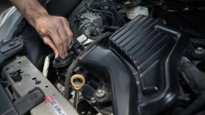 Mesin Mobil Tetap Prima, Servis Rutin Kini Lebih Murah dengan Harga Terjangkau 2025