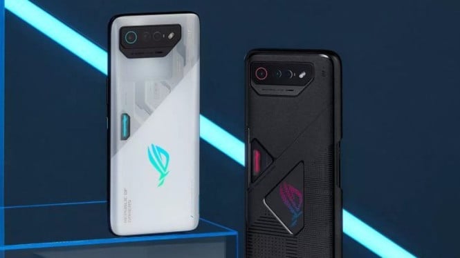 ROG Phone 8 Ultimate vs iPhone 15 Pro: Siapa Raja Performa & Kecepatan Terbaik 2025?