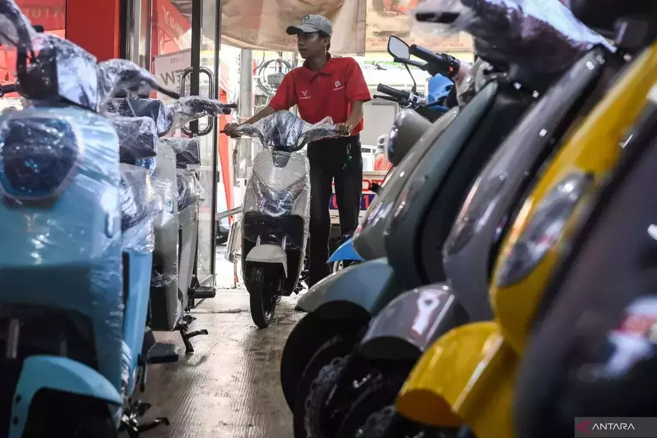 Siap-siap! Diskon Motor Listrik Rp 7 Juta Resmi Berlanjut Tahun Ini