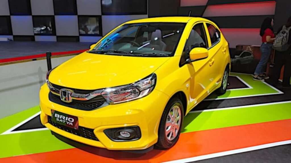 LCGC: Mobil Rakyat yang Berjuang Bertahan di Tengah Transformasi Industri Otomotif Indonesia
