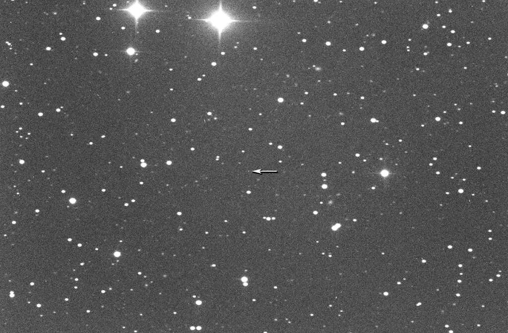 Asteroid Seukuran Pesawat Komersial Melintas Dekat Bumi 3 September 2024