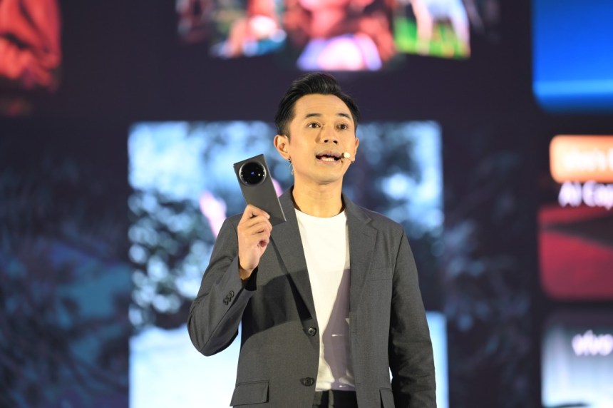 vivo X Fold5: HP Lipat Ringan dengan Baterai Besar 6.000mAh, Teknologi Canggih Terbaru