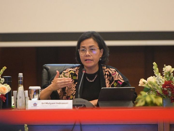 Sri Mulyani Minta Maaf atas Kekurangan Pemerintah dan Tegaskan Komitmen Demokrasi