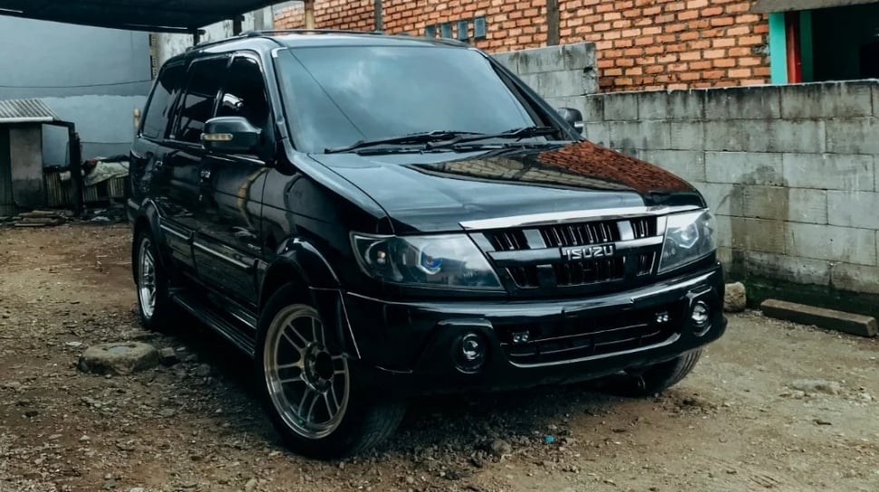 Anti Ringsek! 5 Mobil Bekas Terkuat di Bawah Rp70 Juta untuk Lawan Macet & Demo