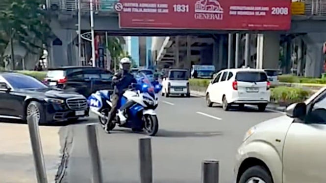 Viral Mobil Mewah Dikawal Petugas Lawan Arus di Rasuna Said, Ini Faktanya