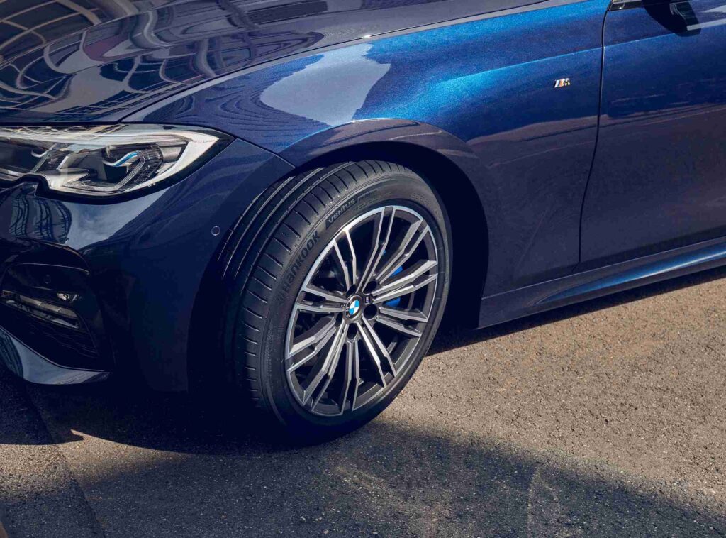 Hankook Tire Ingatkan Bahaya Mengerem Tak Tepat, Risiko Kecelakaan Meningkat Drastis!