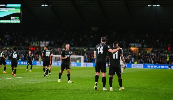 Menang Susah Payah, Man City Lolos Perempat Final Carabao Cup Setelah Kalahkan Swansea 3-1