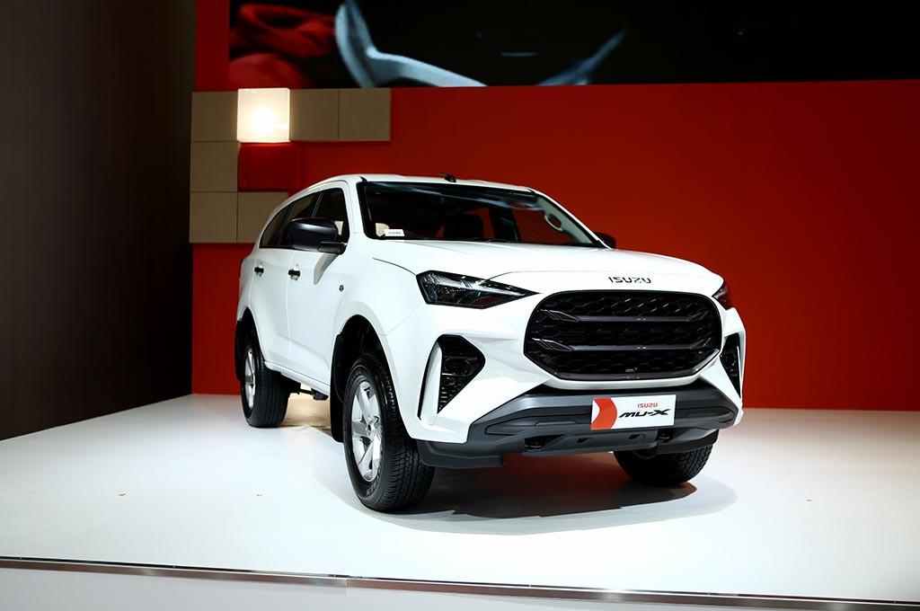 Pelumas Khusus SUV Modern: Pilihan Terbaik untuk Mesin Turbo & Non-Turbo, Simak Alasannya! Pelumas Khusus SUV Modern: Pilihan Terbaik untuk Mesin Turbo & Non-Turbo, Simak Alasannya!