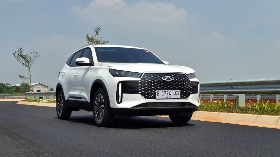 1000 Unit Chery Tiggo Cross CSH Hybrid Resmi Diserahkan, Mengapa Ini Jadi Momen Bersejarah?