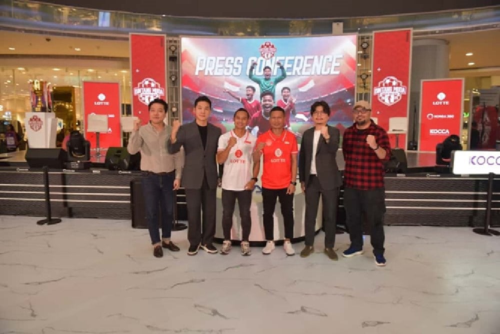 Atep dan Ismed Latih 40 Pesepak Bola Lotte Bintang Muda Generasi 2025