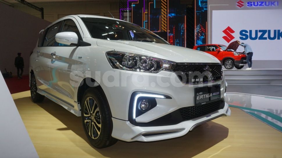 Penjualan Ertiga Tersendat, Suzuki Siap Hadirkan Penyegaran untuk Saingi XL7? Penjualan Ertiga Tersendat, Suzuki Siap Hadirkan Penyegaran untuk Saingi XL7?