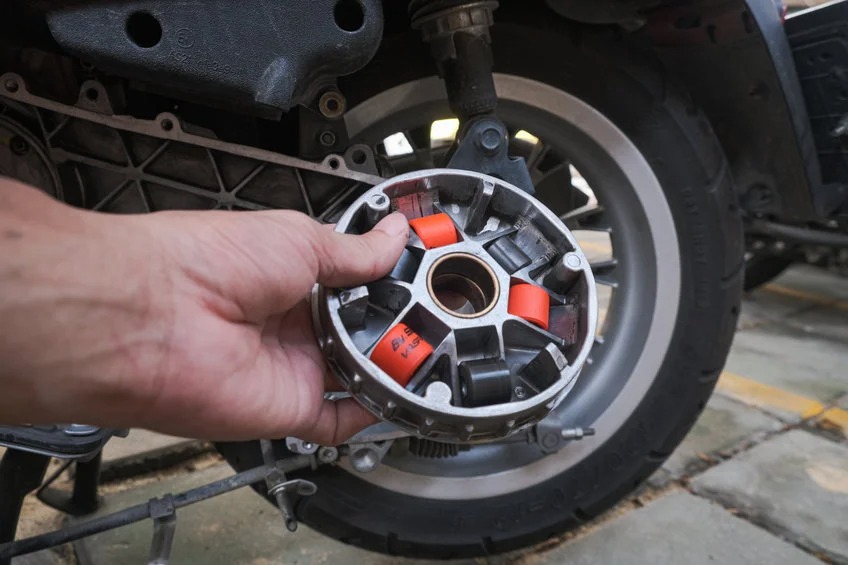 Daftar Lengkap Berat Roller Motor Matic Yamaha, Honda, dan Suzuki yang Wajib Anda Tahu! Daftar Lengkap Berat Roller Motor Matic Yamaha, Honda, dan Suzuki yang Wajib Anda Tahu!