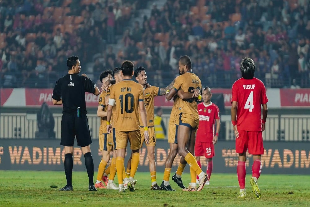 Prediksi Skor Dewa United vs Madura United: Head to Head & Susunan Pemain Terbaru