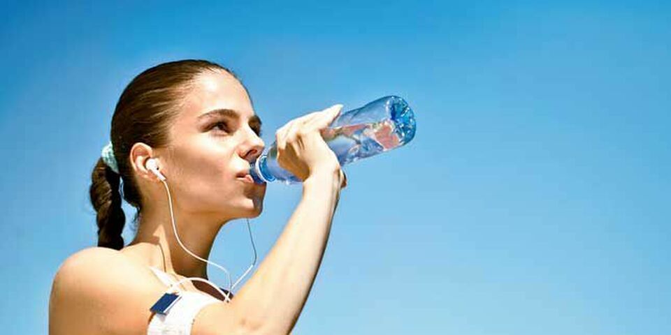 Berapa Banyak Air yang Harus Diminum Setiap Hari? Ini Panduan Lengkap!