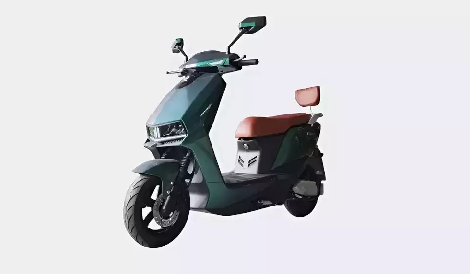8 Motor Listrik Terbaik dengan Ruang Helm & Barang Besar, Cocok untuk Sehari-hari!