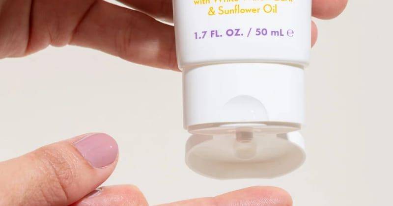 10 Rekomendasi Sunscreen Water-Based Terbaik untuk Lindungi Kulit dari Paparan Sinar Matahari