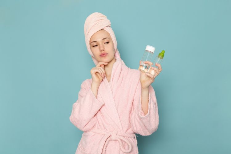 9 Rekomendasi Micellar Water Tanpa Alkohol di Bawah Rp100 Ribu untuk Kulit Bersih Optimal