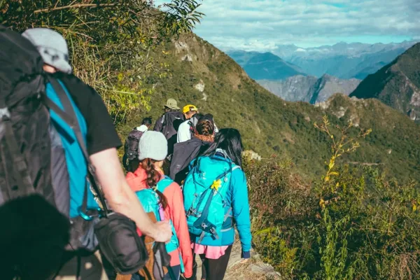 7 Lokasi Trekking di Jogja dengan Pemandangan Spektakuler untuk Petualangan Seru