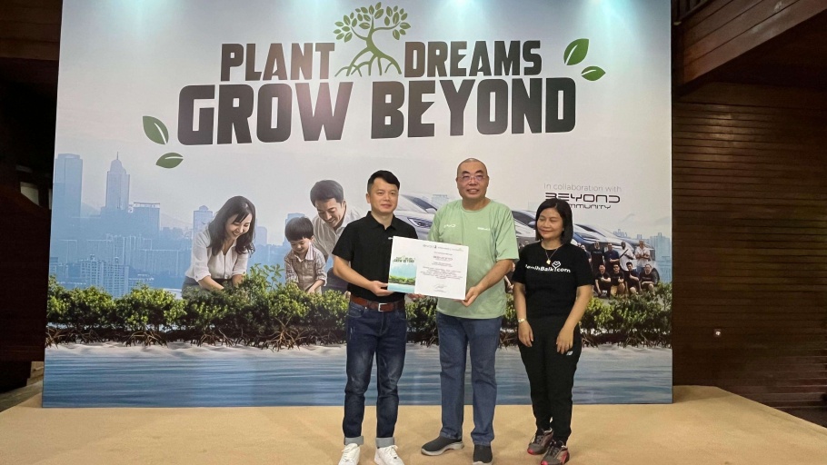 BYD dan Komunitas Beyond Berkolaborasi Turunkan Emisi Karbon di Indonesia